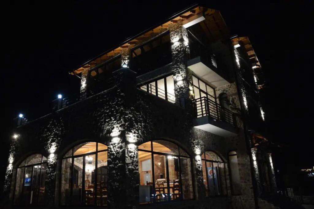 فندق Bujtina Vrenezi Peshkopi المظهر الخارجي الصورة