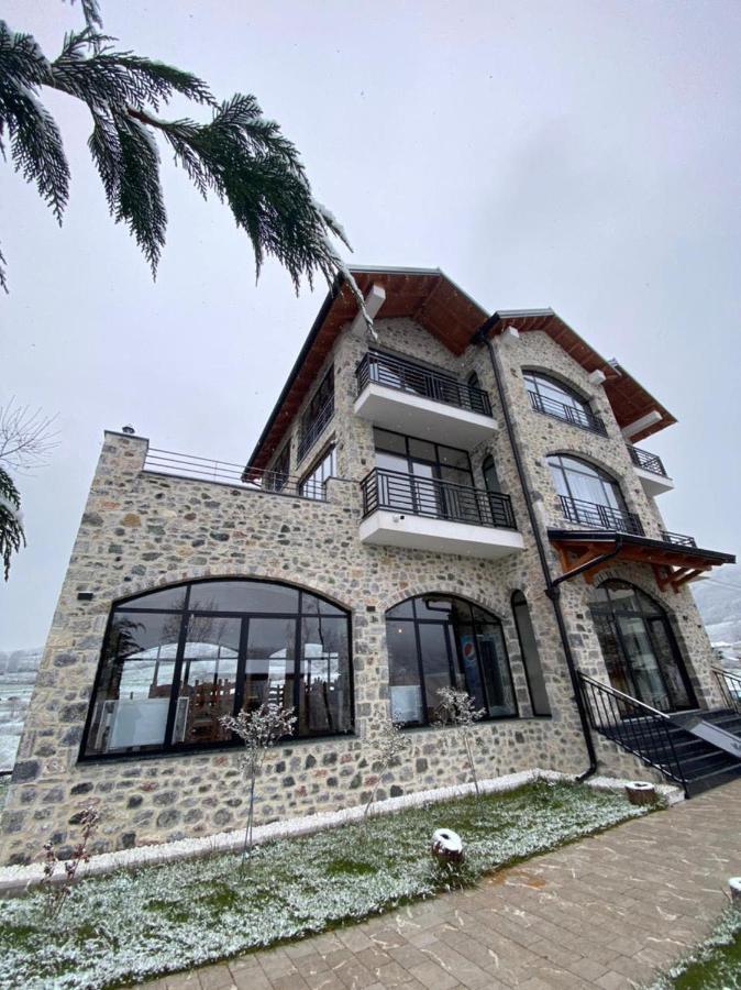 فندق Bujtina Vrenezi Peshkopi المظهر الخارجي الصورة