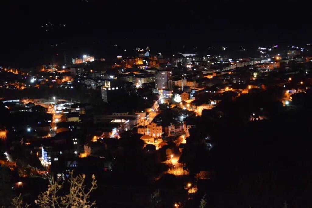 فندق Bujtina Vrenezi Peshkopi المظهر الخارجي الصورة