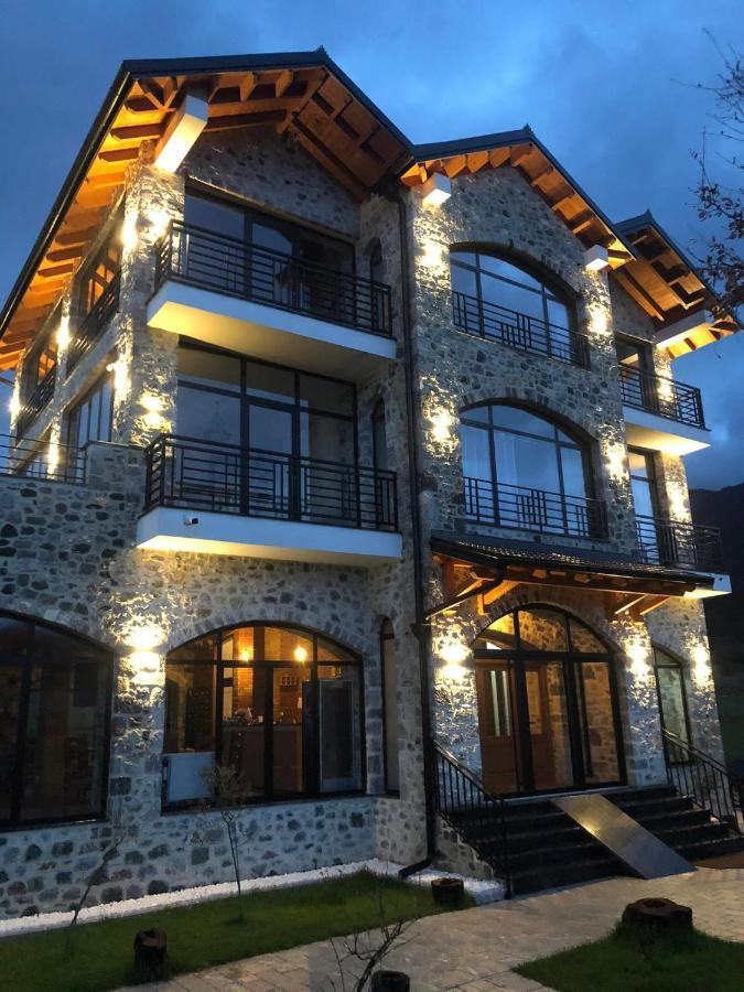 فندق Bujtina Vrenezi Peshkopi المظهر الخارجي الصورة