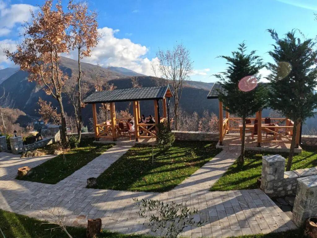 فندق Bujtina Vrenezi Peshkopi المظهر الخارجي الصورة