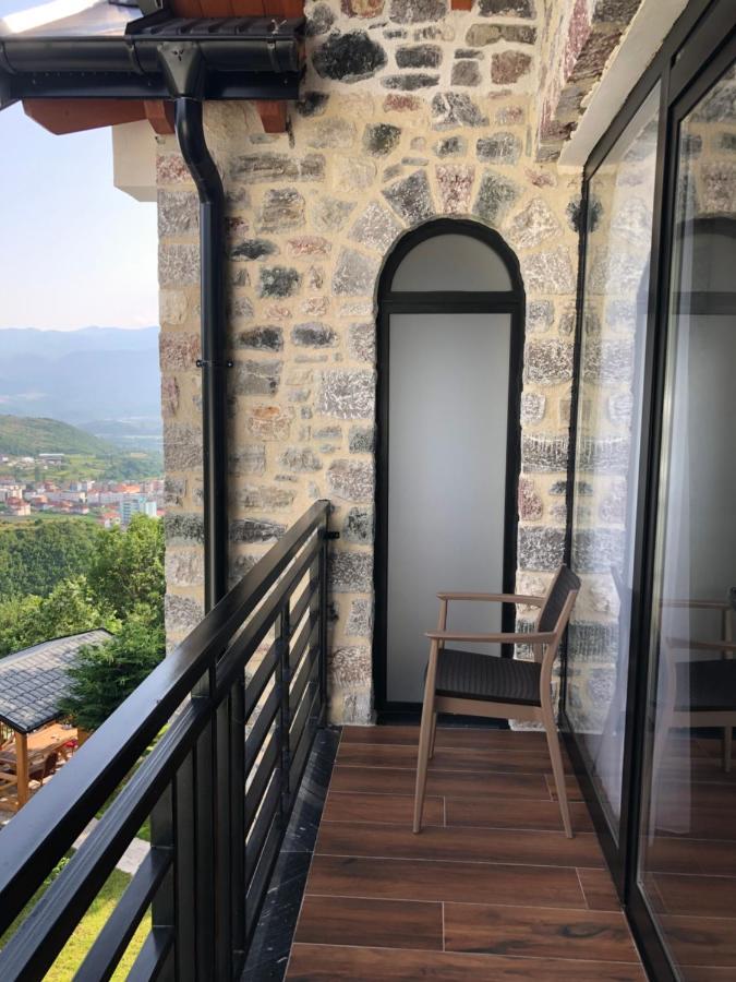 فندق Bujtina Vrenezi Peshkopi المظهر الخارجي الصورة